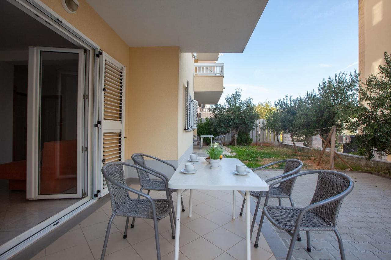 Villa Andric Makarska Exterior photo